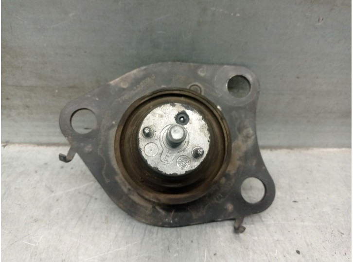 Recambio de soporte motor izquierdo para renault megane scénic (ja0/1_) 1.9 d (ja0j) referencia OEM IAM 7700832257C 