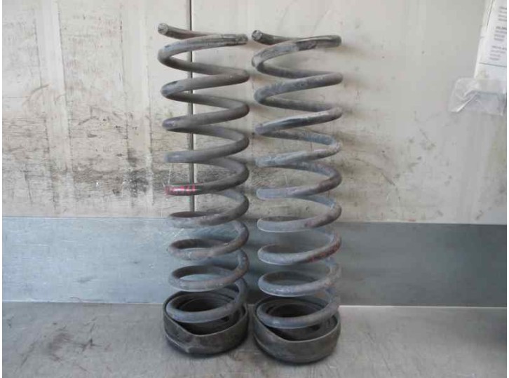 Recambio de muelle amortiguacion para ford kuga (cbv) 2.0 tdci cat referencia OEM IAM 1682597 