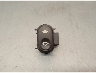 Recambio de mando elevalunas trasero derecho para jaguar s-type 2.7 v6 diesel cat referencia OEM IAM LNC6388AB 5 PINES 4 PUERTAS