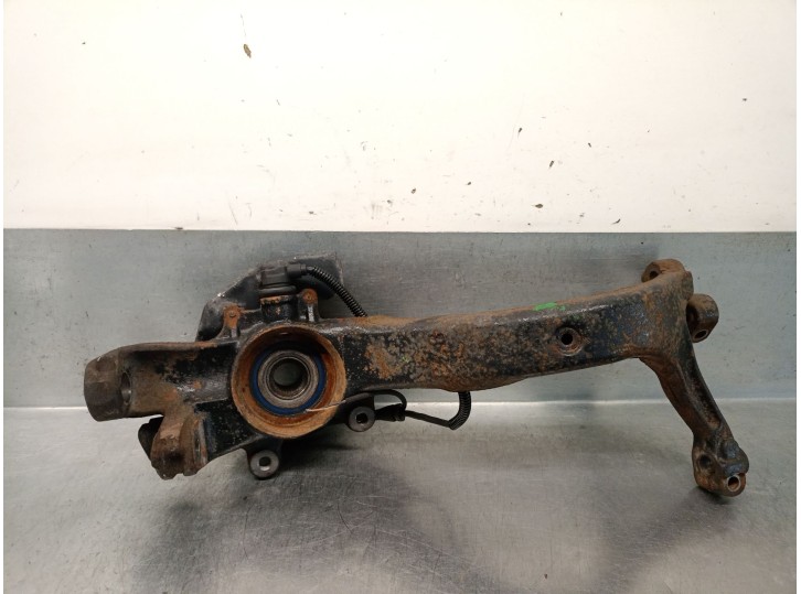Replacement front right steering knuckle for Audi A6 C5 (4B2, 4B4) 1.8 T OEM IAM reference 8D0407258S 8D0407258AL 