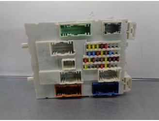 Recambio de caja reles / fusibles para ford focus lim. 1.6 tdci cat referencia OEM IAM F1FT14A073BC F1FT14A073BC 