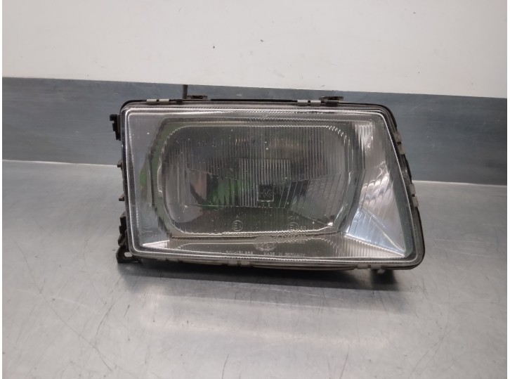 Recambio de faro derecho para audi 100 berlina (443) 2.2 referencia OEM IAM 443941004E  