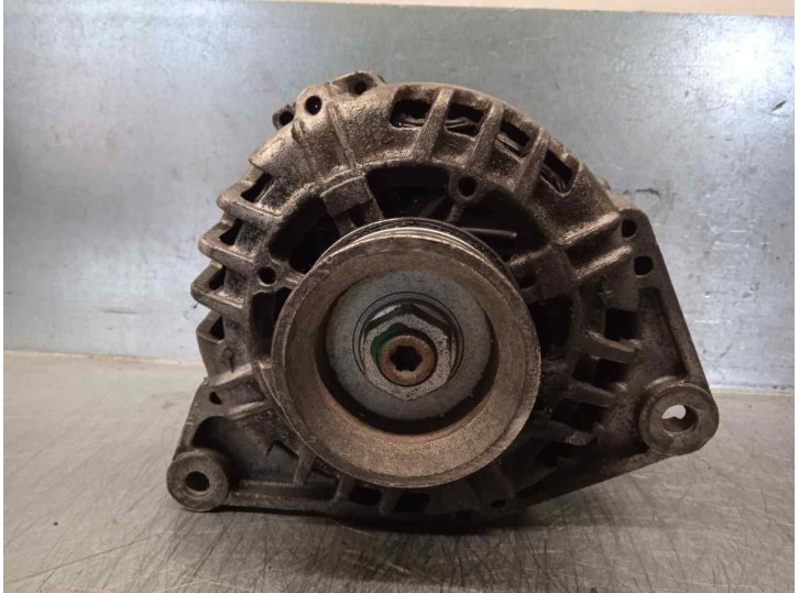 Recambio de alternador para audi a6 berlina (4b2) 2.4 v6 30v referencia OEM IAM 078903016H 2542233A BOSCH