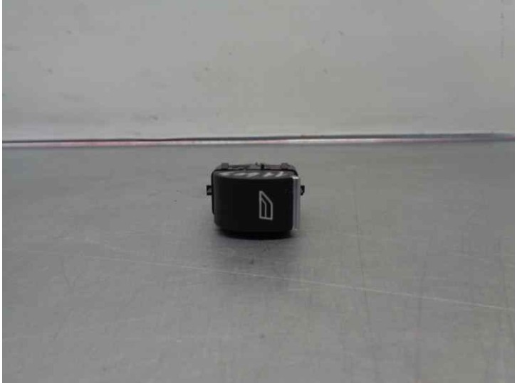 Recambio de mando elevalunas delantero derecho para ford focus lim. 1.6 tdci cat referencia OEM IAM F1ET14529AA 