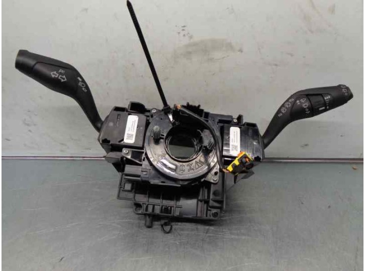 Recambio de mando luces para ford focus lim. 1.6 tdci cat referencia OEM IAM F1ET13N64AB F1ET17A553BA 