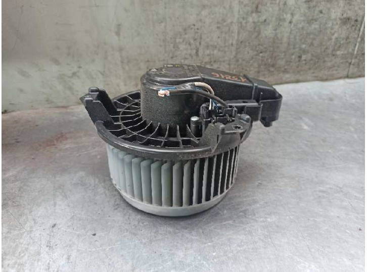 Recambio de motor calefaccion para toyota prius (nhw30) 1.8 16v cat (híbrido) referencia OEM IAM 2727008083  