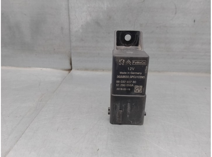 Recambio de caja precalentamiento para peugeot expert furgón pro standard referencia OEM IAM 9803299780 51299058A FOMOCO