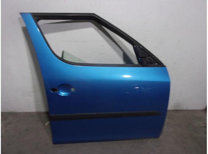 Recambio de puerta delantera derecha para skoda roomster (5j7) 1.9 tdi referencia OEM IAM 5J7831056 AZUL 5 PUERTAS