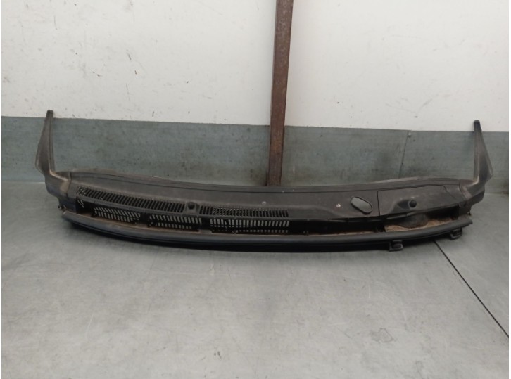 Recambio de torpedo para peugeot 108 1.0 vti 72 referencia OEM IAM 557810H081 B000816580 