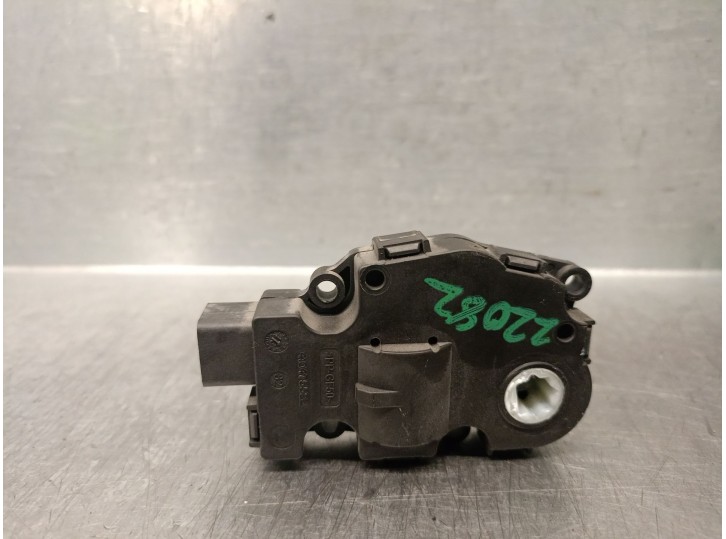 Recambio de motor apertura trampillas climatizador para bmw x4 (f26) xdrive 20 d referencia OEM IAM 412650750  