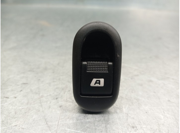 Recambio de mando elevalunas delantero izquierdo para peugeot 1007 1.6 16v cat referencia OEM IAM 96401469XT 