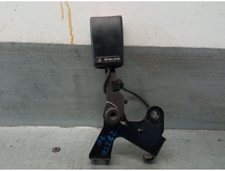Recambio de enganche cinturon para mercedes-benz clase a (w169) a 180 cdi (169.007, 169.307) referencia OEM IAM 1698602469 A1698