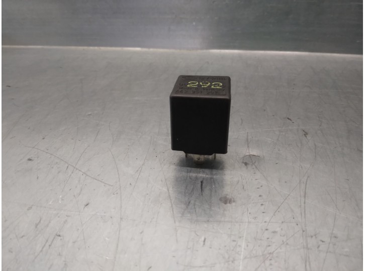 Recambio de rele para audi 100 berlina (443) 2.2 referencia OEM IAM 443951307  