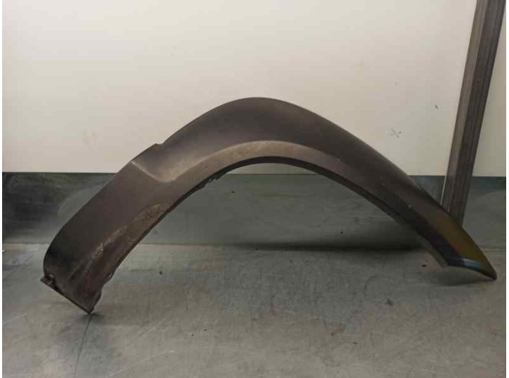 Replacement front right fender for Hyundai Tucson (JM) 2.0 CRDi cat OEM IAM reference 877122E000 
