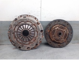 Recambio de kit embrague para seat ibiza v (kj1, kjg) 1.6 tdi referencia OEM IAM 04L141025F 04L141015D SACHS