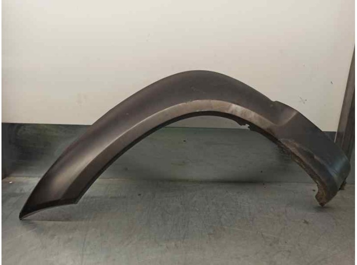 Replacement front left fender for Hyundai Tucson (JM) 2.0 CRDi CAT OEM IAM reference 877112E000 
