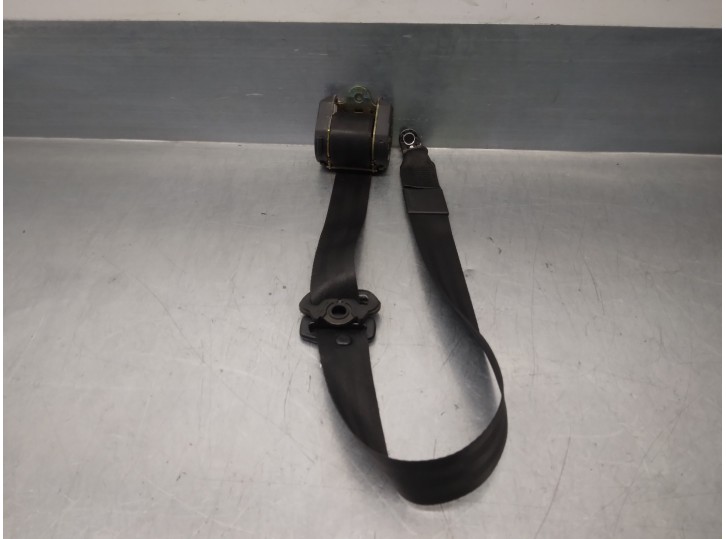 Replacement front right seatbelt for Audi 100 sedan (443) 2.2 OEM IAM reference 443857706K 4 DOORS