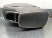 Recambio de apoyabrazos central para ssangyong rodius xdi referencia OEM IAM 7790021501 