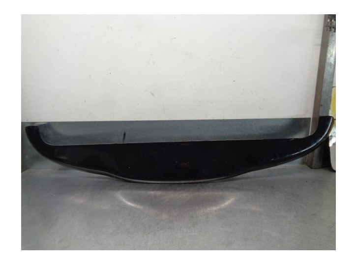 Recambio de aleron trasero para ssangyong rodius xdi referencia OEM IAM 7961021200  