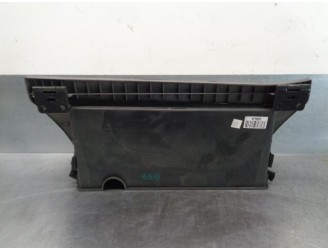 Recambio de guantera para ssangyong rodius xdi referencia OEM IAM 7770021000 