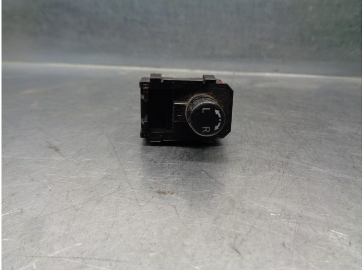 Recambio de mando retrovisor para nissan x-trail (t31) le referencia OEM IAM 25570JA010  