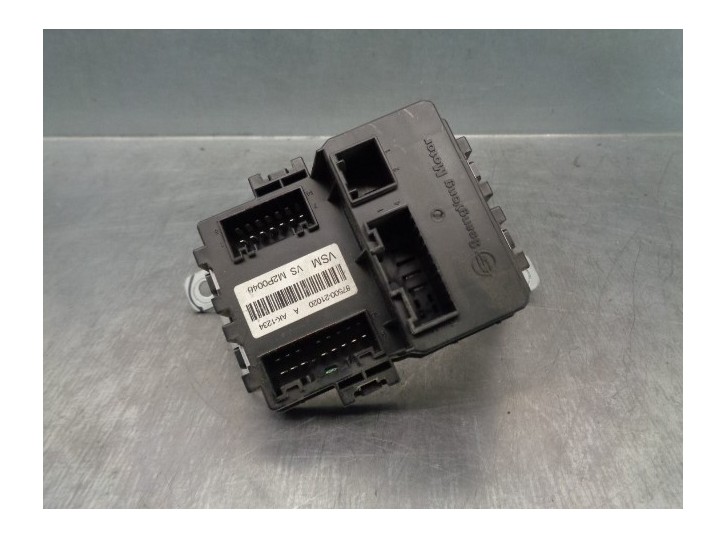 Recambio de modulo electronico para ssangyong rodius xdi referencia OEM IAM 8750021020  