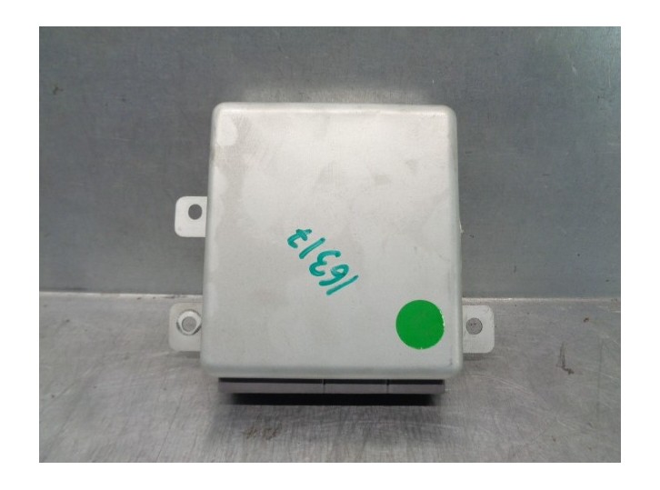 Recambio de modulo electronico para ssangyong rodius xdi referencia OEM IAM 8716121111  