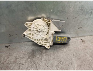 Recambio de motor elevalunas trasero izquierdo para citroën c5 berlina 2.0 hdi referencia OEM IAM 9632533480 6 PINES 5 PUERTAS