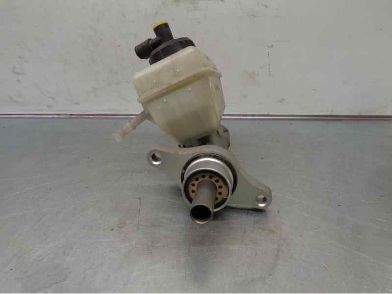 Recambio de bomba freno para dacia sandero 1.6 cat referencia OEM IAM 03350890471  