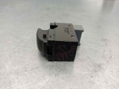 Recambio de mando elevalunas trasero izquierdo para daewoo nubira berlina 1.8 cat referencia OEM IAM 621W04790  