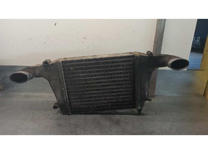 Recambio de intercooler para nissan trade 100 3.0 turbodiesel referencia OEM IAM 130030051F 10728 BEHR