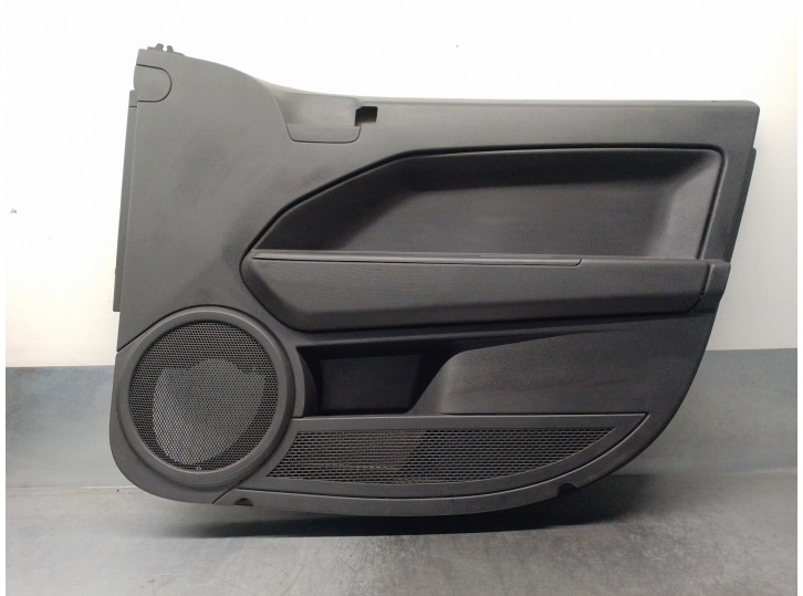 Recambio de guarnecido puerta delantera derecha para dodge caliber 2.0 16v crd cat referencia OEM IAM 1DL401DVAA 5 PUERTAS