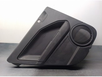 Recambio de guarnecido puerta trasera izquierda para dodge caliber 2.0 16v crd cat referencia OEM IAM 1DL431DVAA 5 PUERTAS