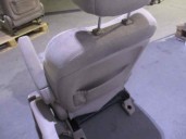 Recambio de asiento delantero derecho para kia carnival 2.9 crdi cat referencia OEM IAM 2193299 TELA MARRON 5 PUERTAS