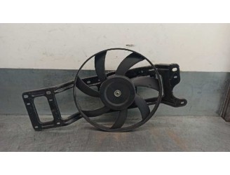 Recambio de electroventilador para renault clio ii fase ii (b/cb0) 1.2 referencia OEM IAM 7701050677 
