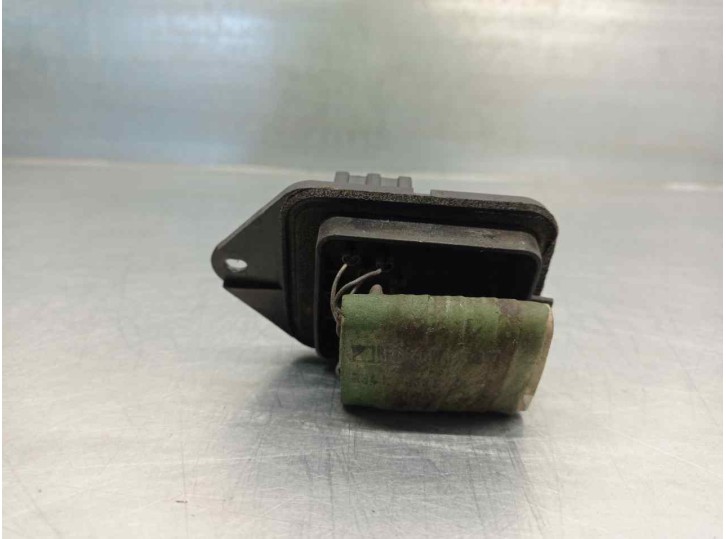 Recambio de resistencia calefaccion para volvo serie 850 2.5 cat referencia OEM IAM 9137937  