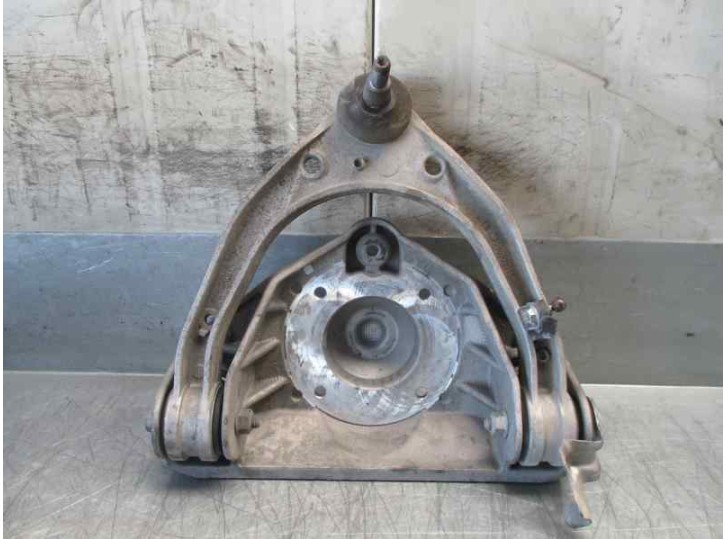 Recambio de brazo suspension superior delantero izquierdo para volkswagen touareg (7l6) 3.0 v6 tdi dpf referencia OEM IAM 7L0407