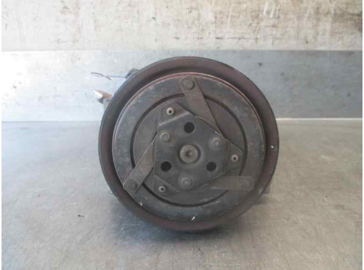 Recambio de compresor aire acondicionado para nissan almera tino (v10m) 1.8 16v cat referencia OEM IAM 926009F501 2J55045010 CAL
