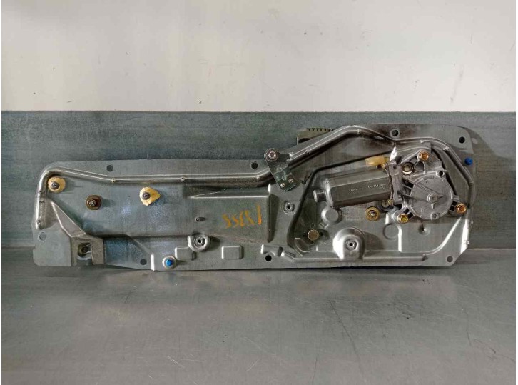 Replacement front right window regulator for Volvo Series 850 2.5 CAT OEM IAM reference 9133483 2 PINS 4 DOORS