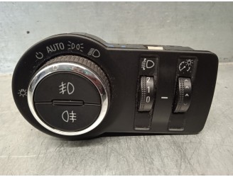 Recambio de mando luces salpicadero para opel insignia sports tourer 2.0 16v cdti referencia OEM IAM 13268702 
