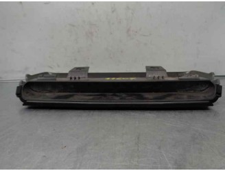 Recambio de luz central de freno para volvo v40 familiar diesel cat referencia OEM IAM 30822005 