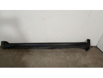 Recambio de faldon lateral para nissan x-trail iii (t32_, t32r, t32rr) 1.6 dci all mode 4x4-i (nt32) referencia OEM IAM 768516FR