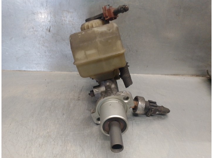 Recambio de bomba freno para volvo serie 850 2.5 cat referencia OEM IAM 9140252 03350882831 ATE