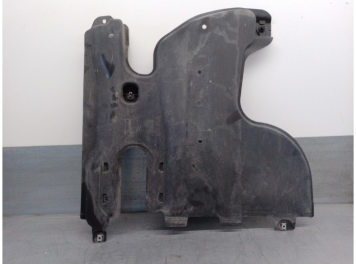 Recambio de cubrecarter para volkswagen tiguan 2.0 tdi referencia OEM IAM 5QF825206A  CESTA 38