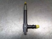 Replacement injector for Mazda Premacy (CP) 2.0 turbodiesel CAT OEM IAM reference RF4F13H50 73908D DENSO