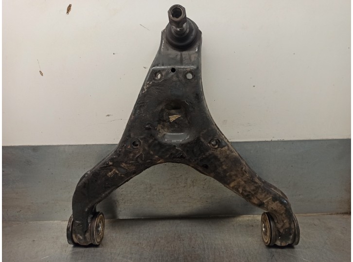 Replacement front left lower suspension arm for Iveco Daily KA 2.3 diesel cat OEM IAM reference 500334487 