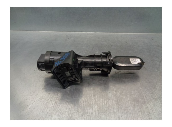 Recambio de conmutador de arranque para lancia ypsilon (402) 1.2 cat referencia OEM IAM 00518006280  