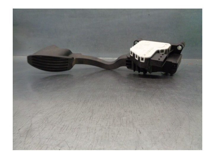 Recambio de potenciometro pedal para lancia ypsilon (402) 1.2 cat referencia OEM IAM 0051852090  