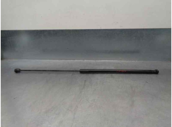 Replacement bonnet struts for Opel Insignia saloon 2.0 CDTi cat OEM IAM reference 13252173 