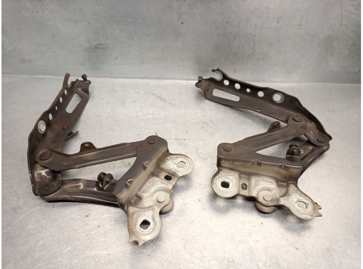 Recambio de bisagra capot para skoda superb iii (3v3) 2.0 tdi referencia OEM IAM 3V0823302 